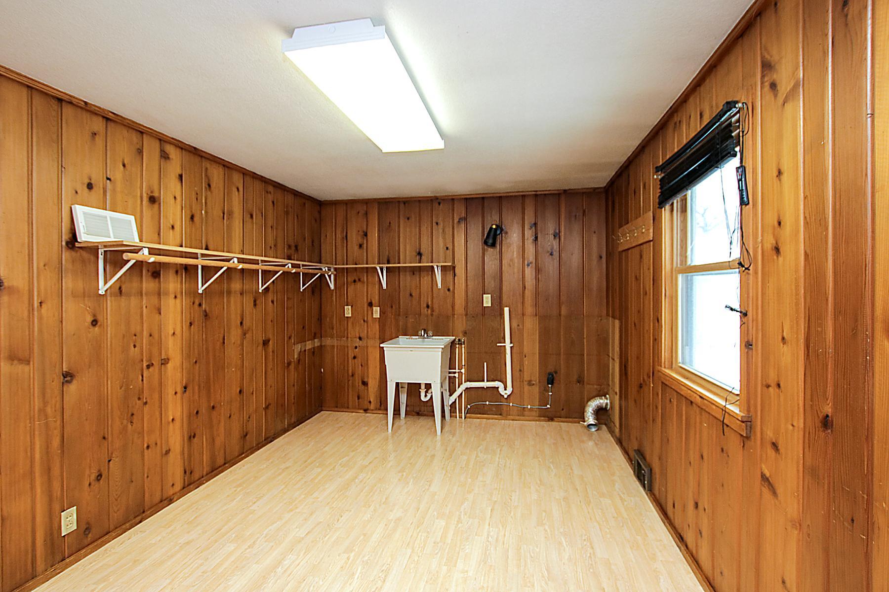 620 4th Avenue Southwest Hutchinson, MN 55350 - Photo 14 of 23