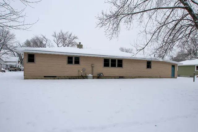 $264,900 | 620 4th Avenue Southwest, Hutchinson, MN 55350
