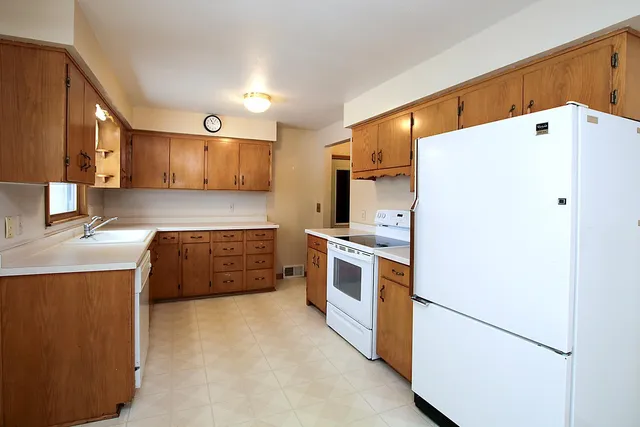 $264,900 | 620 4th Avenue Southwest, Hutchinson, MN 55350