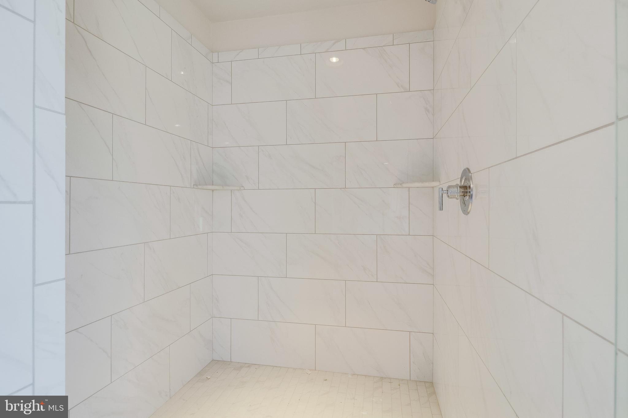 8126 Fort Hunt Road Alexandria, VA 22308 - Photo 12 of 25 Gallery Image 12