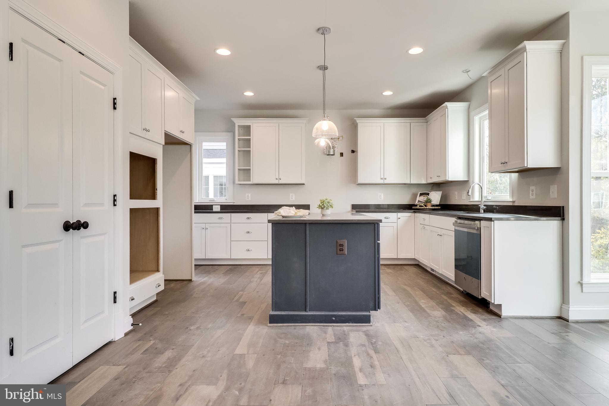 8126 Fort Hunt Road Alexandria, VA 22308 - Photo 13 of 25 Gallery Image 13