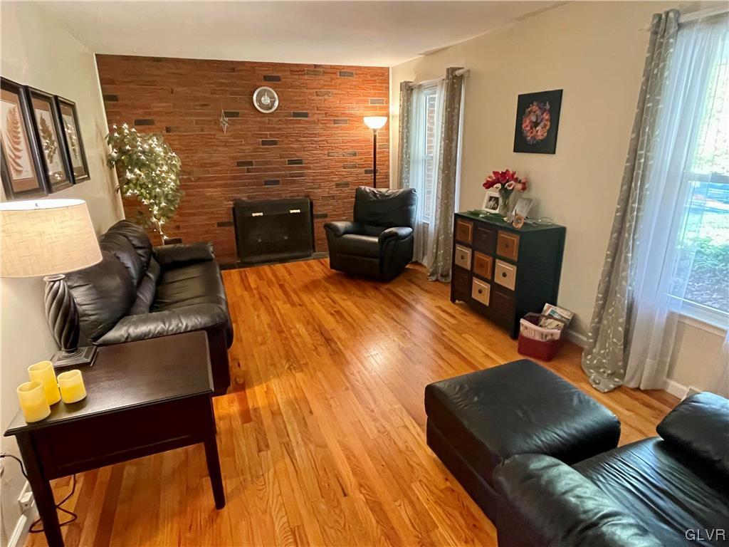 1295 Stark Road Bethlehem, PA 18017 - Photo 14 of 36 a living room with furniture and wooden floor