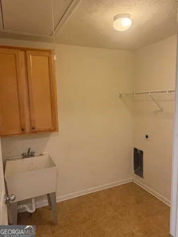 $2,800 | 1221 River Rush Lane Northeast, Conyers, GA 30012