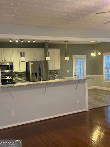 $2,800 | 1221 River Rush Lane Northeast, Conyers, GA 30012