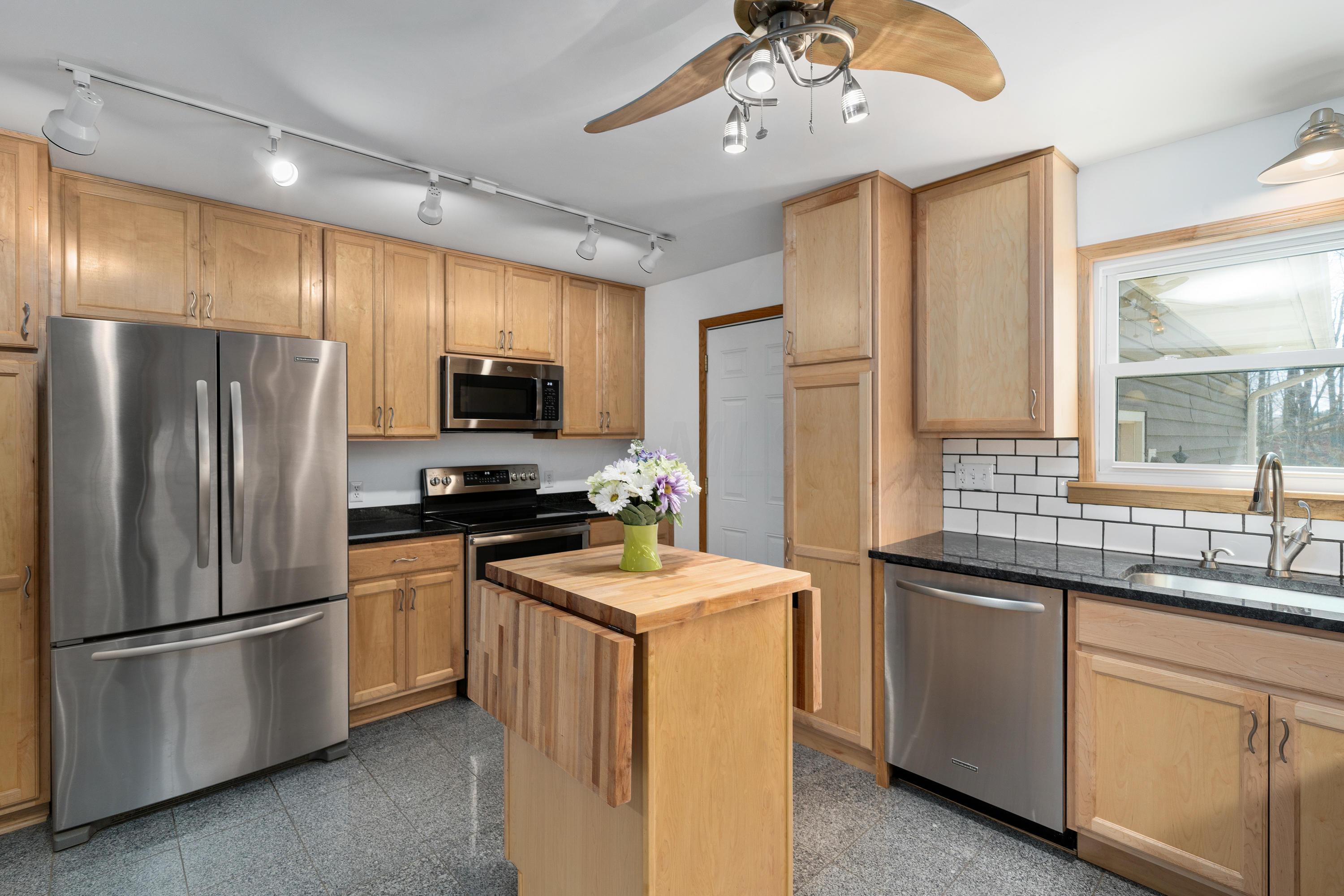 6725 Lane Road Centerburg, OH 43011 - Photo 15 of 107 Gallery Image 15