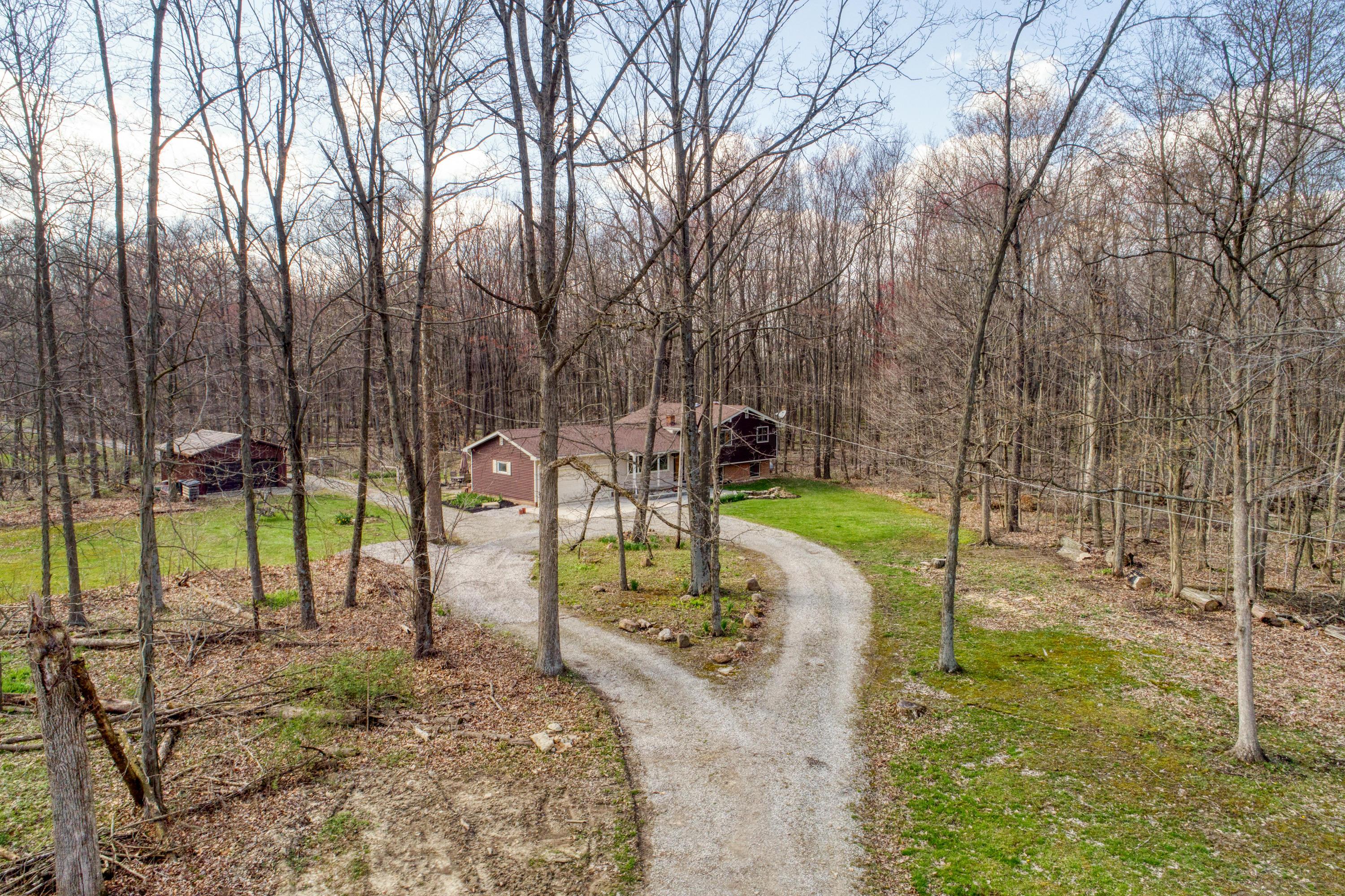 6725 Lane Road Centerburg, OH 43011 - Photo 4 of 107 Gallery Image 4
