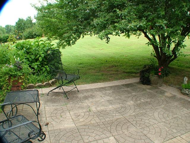 2086 Landon Road Clarksville, TN 37043 - Photo 17 of 20 Back View
