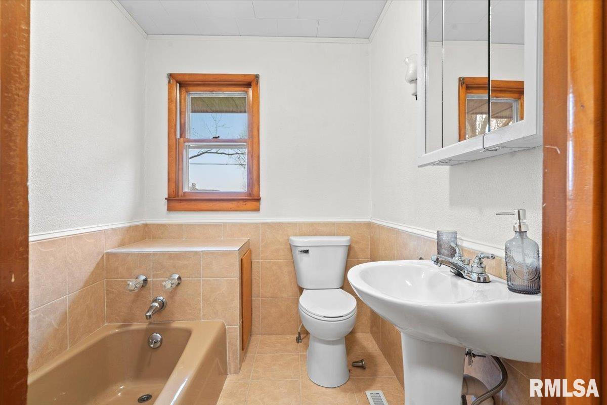 2680 Tozer Road Springfield, IL 62707 - Photo 23 of 37