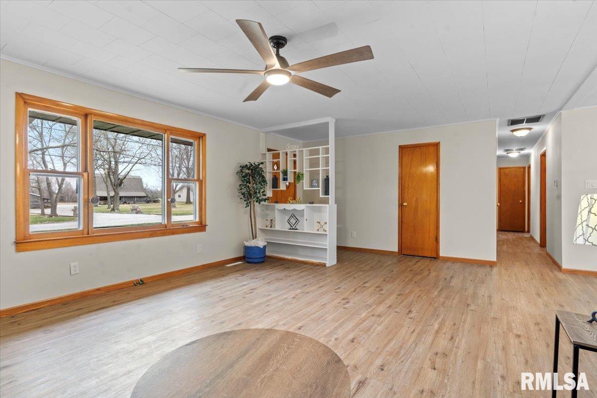 2680 Tozer Road Springfield, IL 62707 - Photo 7 of 37