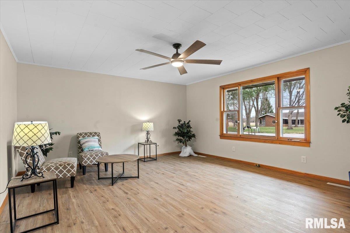 2680 Tozer Road Springfield, IL 62707 - Photo 8 of 37