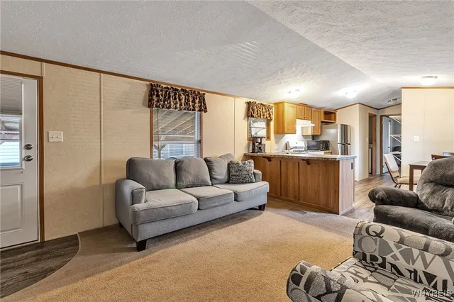 $99,000 | 6 Oak Lane, Clarence, NY 14031