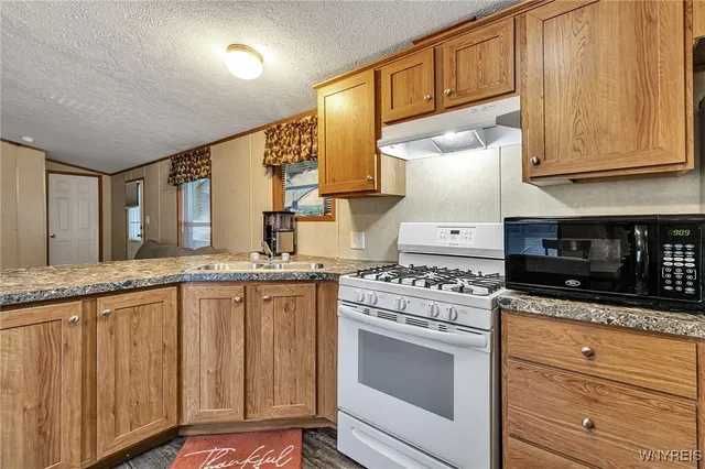 $99,000 | 6 Oak Lane, Clarence, NY 14031