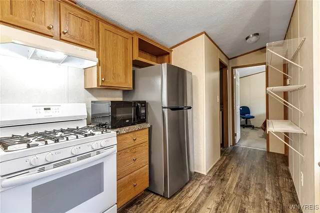 $99,000 | 6 Oak Lane, Clarence, NY 14031