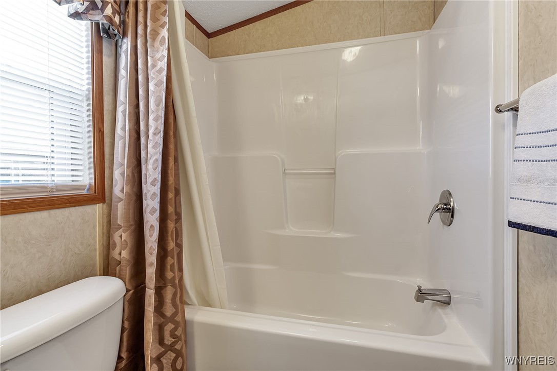 6 Oak Lane Clarence, NY 14031 - Photo 27 of 35