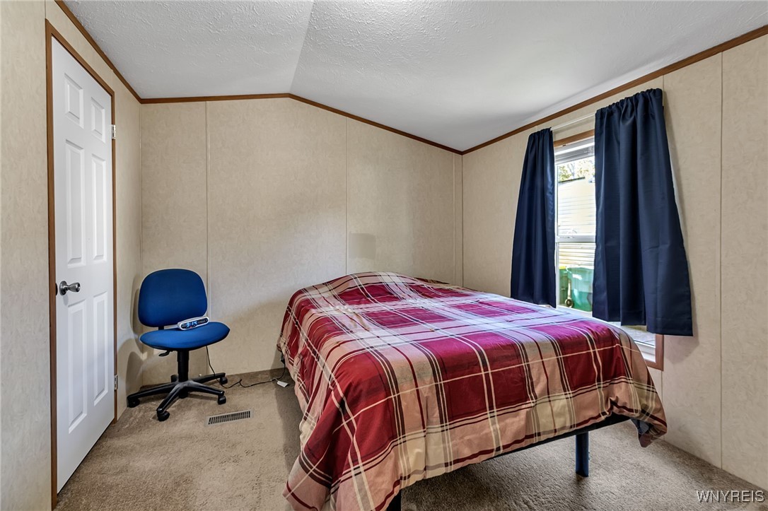 6 Oak Lane Clarence, NY 14031 - Photo 28 of 35