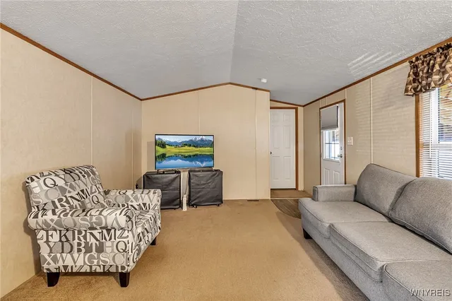 $99,000 | 6 Oak Lane, Clarence, NY 14031