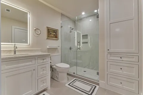 $1,795,000 | 15 Atrium Woods Court, The Woodlands, TX 77381