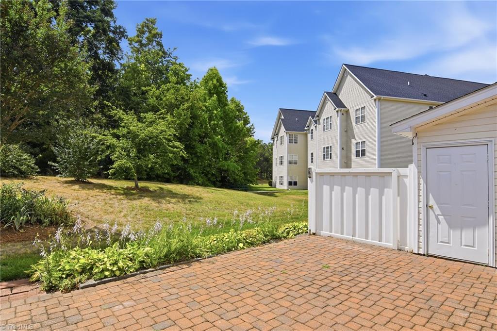2140 Weststone Road, Unit 140 Clemmons, NC 27012 - Photo 26 of 30