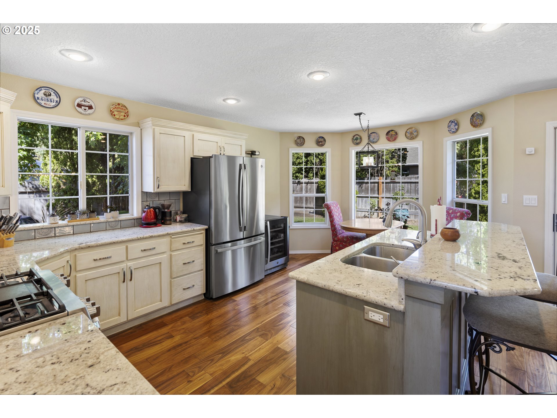 407 Mountainview Court Newberg, OR 97132 - Photo 13 of 48