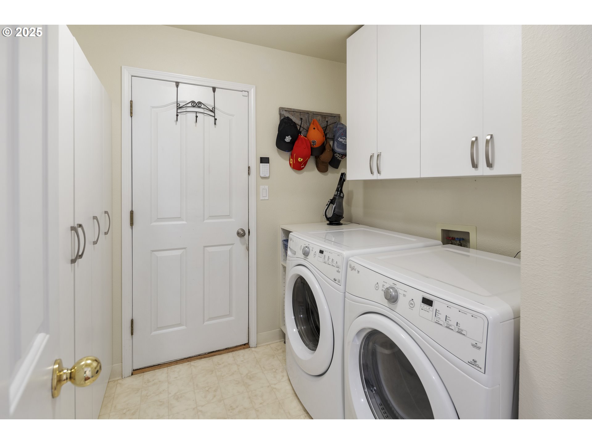 407 Mountainview Court Newberg, OR 97132 - Photo 34 of 48