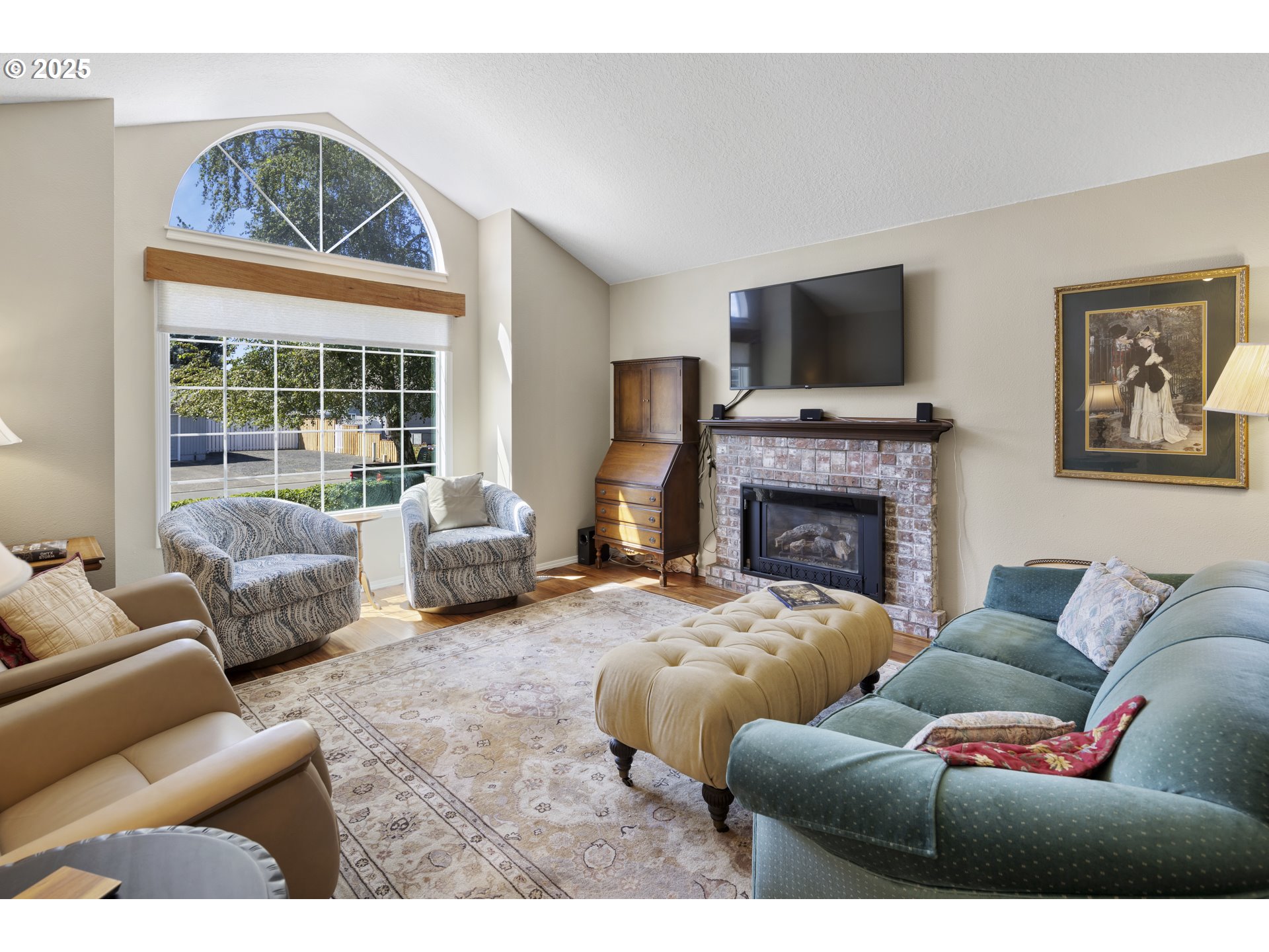 407 Mountainview Court Newberg, OR 97132 - Photo 6 of 48