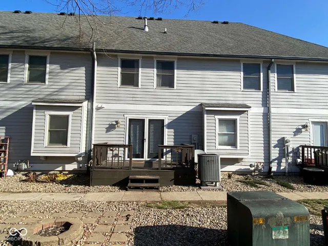 $2,100 | 1026 North New Jersey Street, Indianapolis, IN 46202