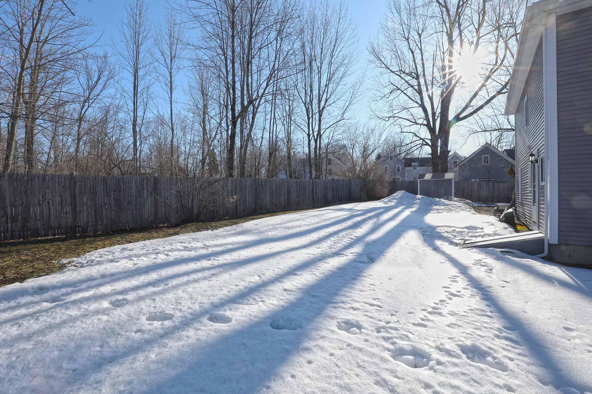 321 Blue Road Monmouth, ME 04259 - Photo 13 of 45 CP5A1140_blue