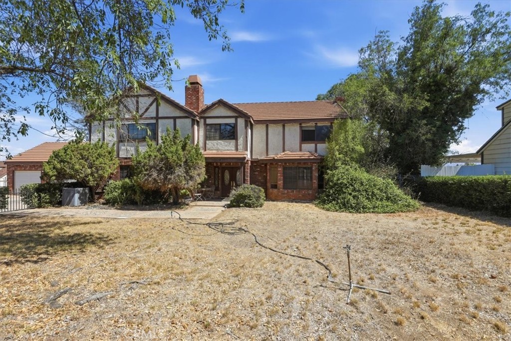 17394 Sunset View Drive Riverside, CA 92504 - Photo 4 of 62