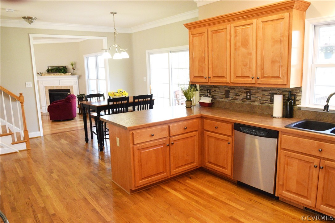 4204 Hidden Valley Road Chester, VA 23831 - Photo 22 of 50 Huge Eat In Kitchen