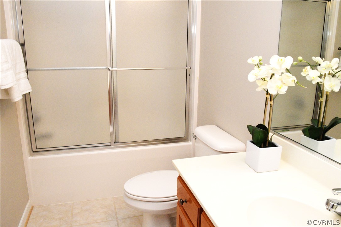 4204 Hidden Valley Road Chester, VA 23831 - Photo 42 of 50 Hall Bath with Tub and Shower