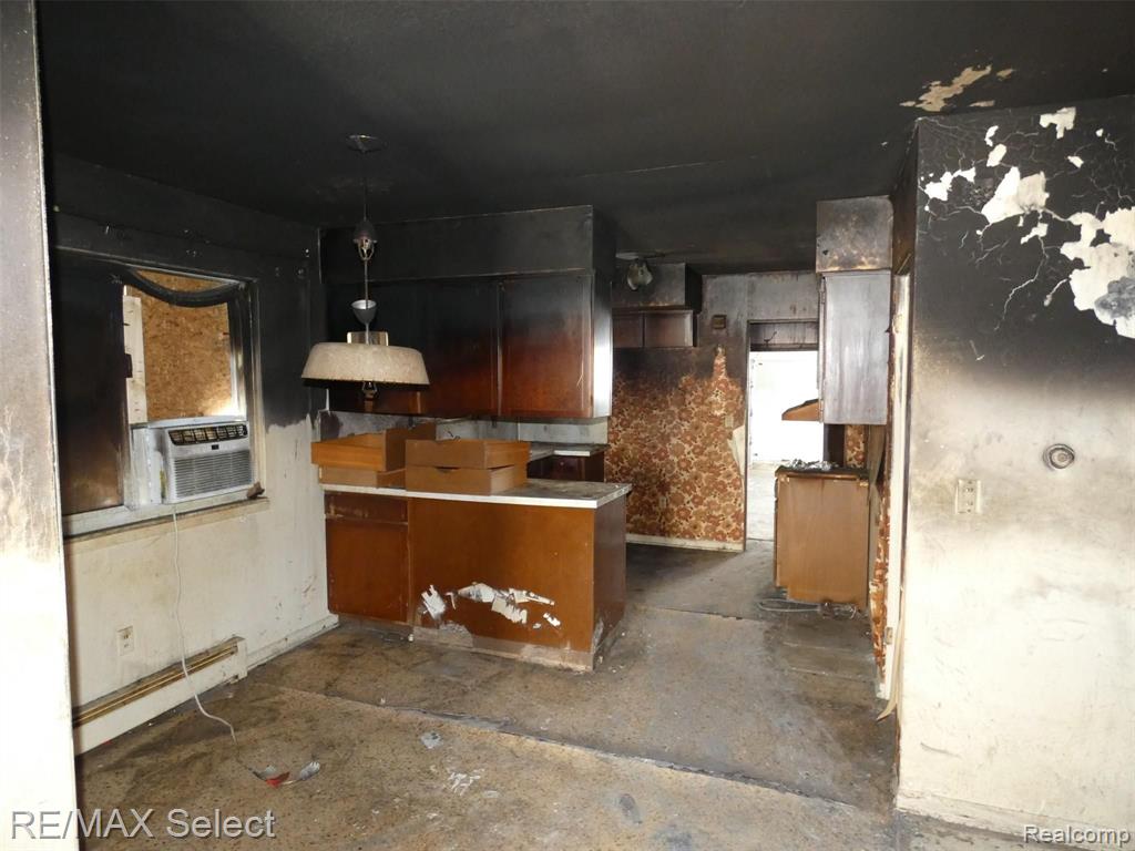 5038 Jackson Road Flint, MI 48506 - Photo 8 of 26