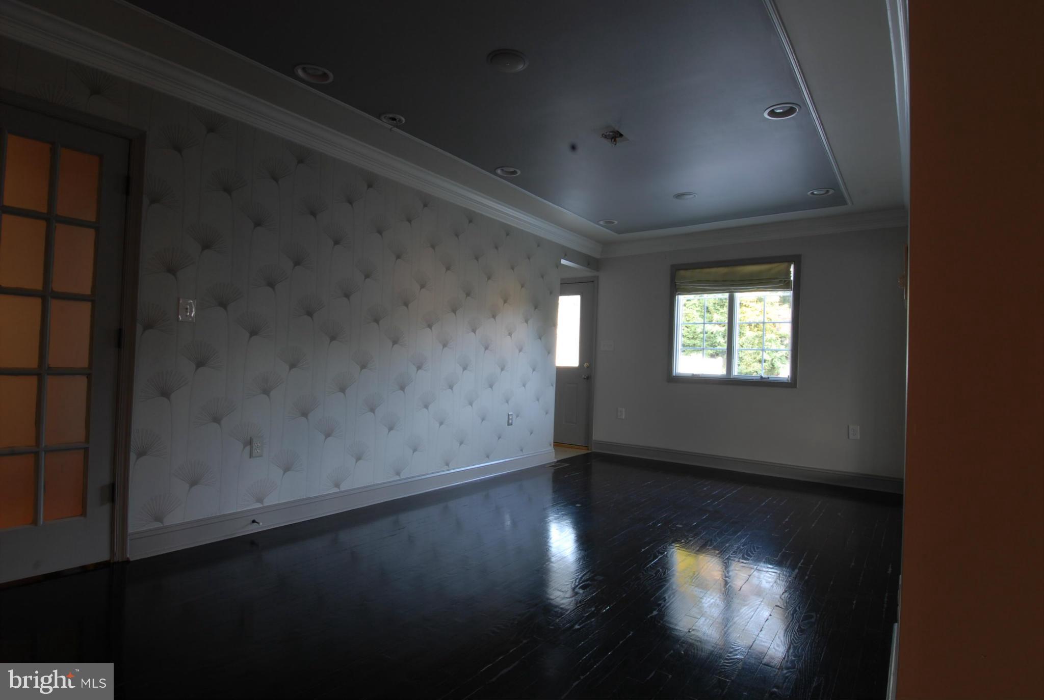 6318 Dogwood Road Baltimore, MD 21207 - Photo 8 of 30 Dining Room