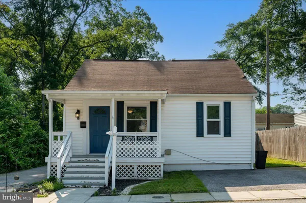 $2,650 | 409 A Maple Lane Northwest, Glen Burnie, MD 21061