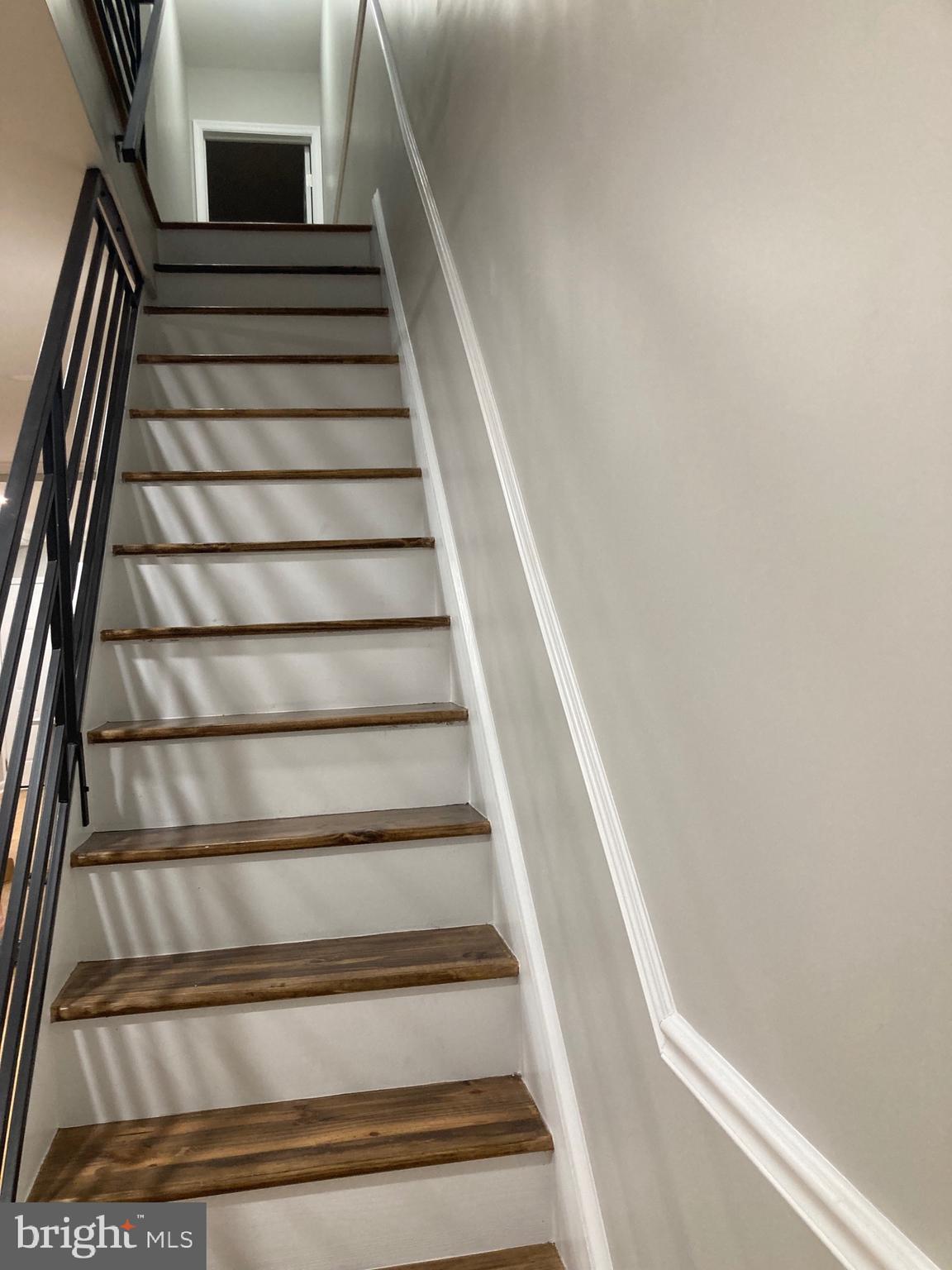 6547 North Lambert Street Philadelphia, PA 19138 - Photo 3 of 32