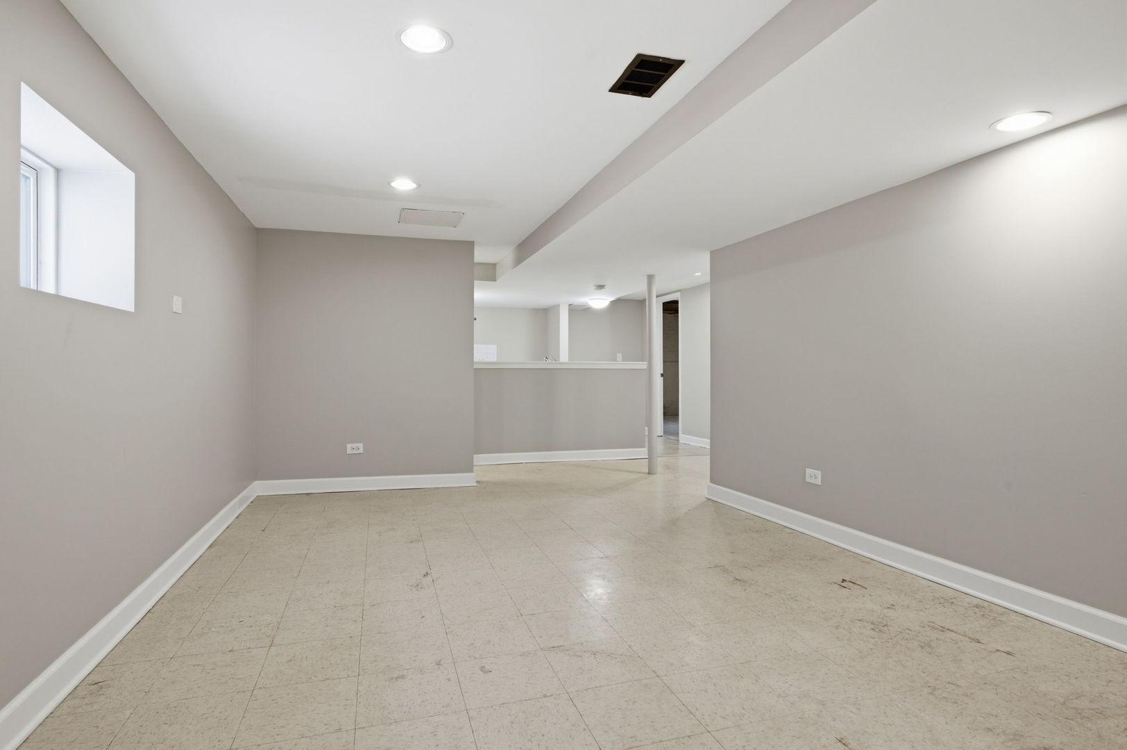 7023 29th Place Berwyn, IL 60402 - Photo 18 of 32