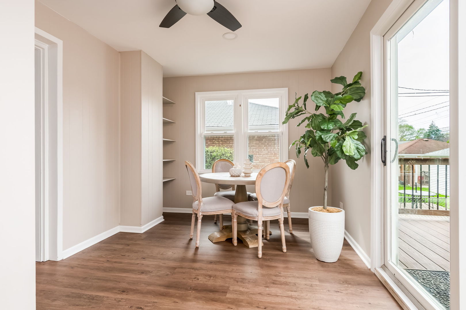 7023 29th Place Berwyn, IL 60402 - Photo 7 of 32