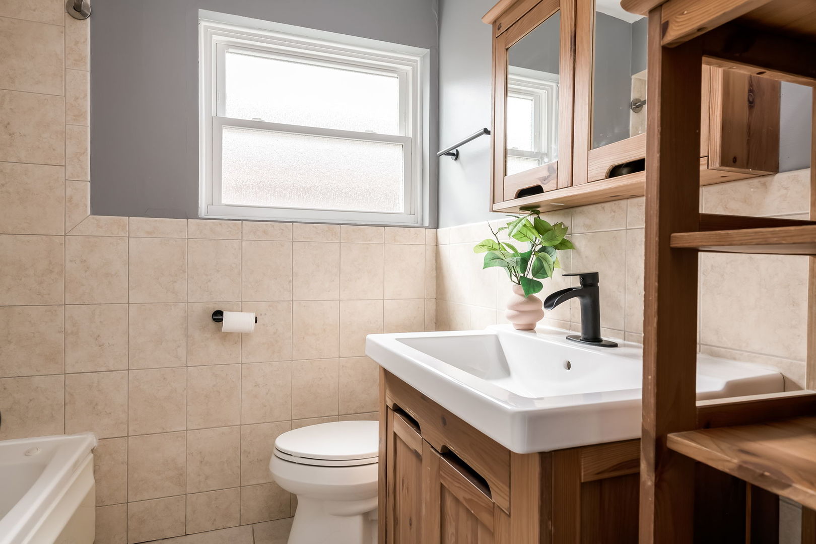 7023 29th Place Berwyn, IL 60402 - Photo 9 of 32
