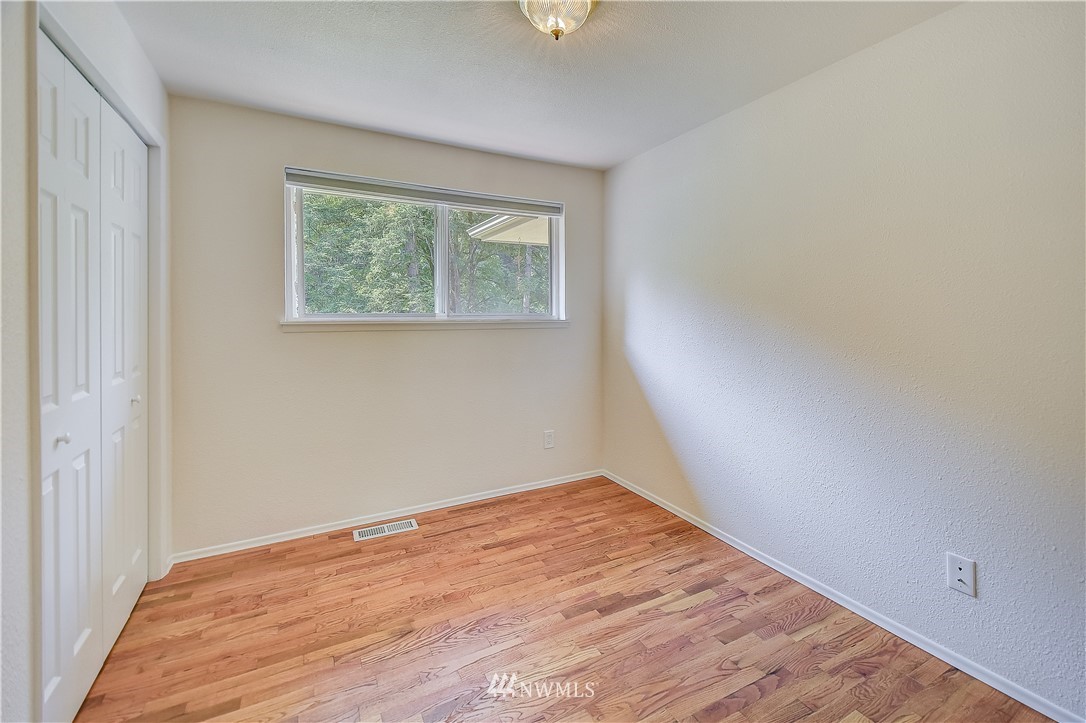 17616 Southeast Petrovitsky Road Renton, WA 98058 - Photo 11 of 25
