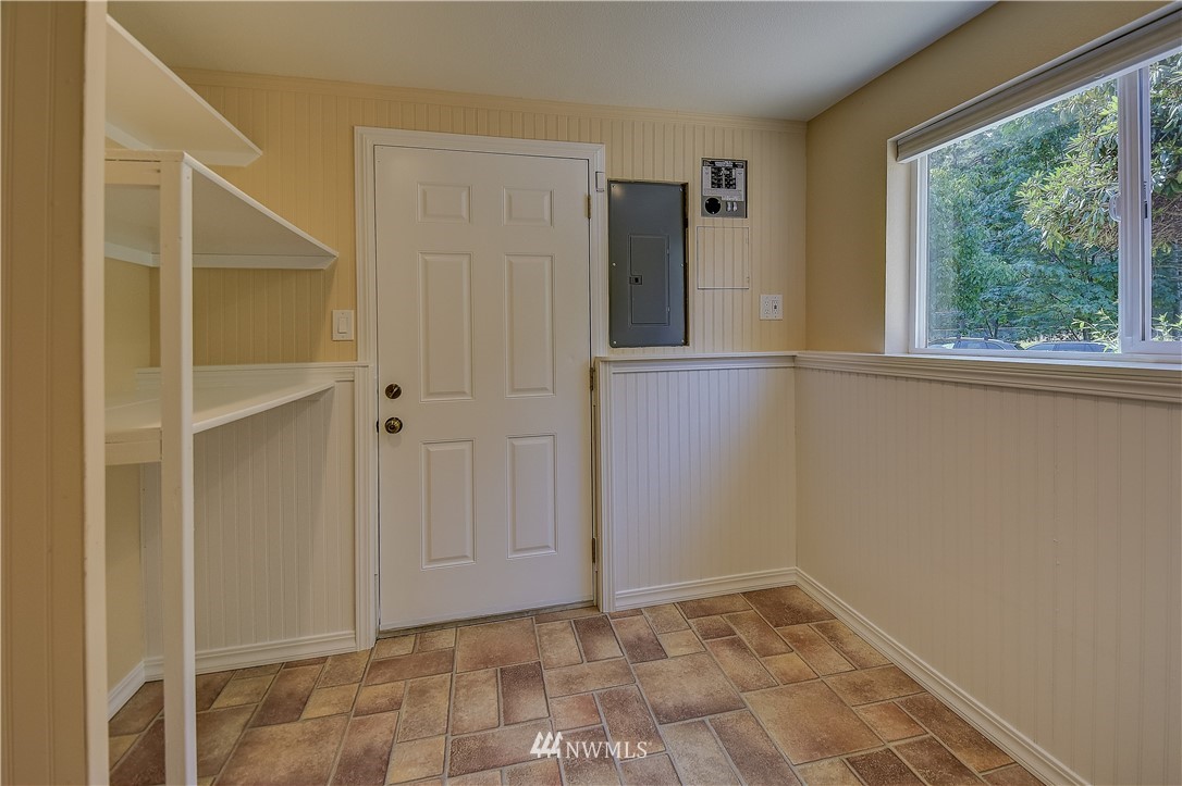 17616 Southeast Petrovitsky Road Renton, WA 98058 - Photo 15 of 25