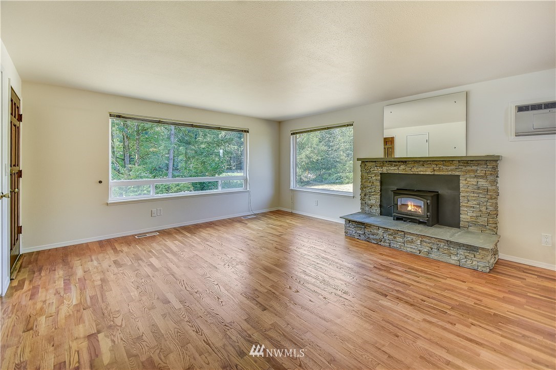 17616 Southeast Petrovitsky Road Renton, WA 98058 - Photo 3 of 25