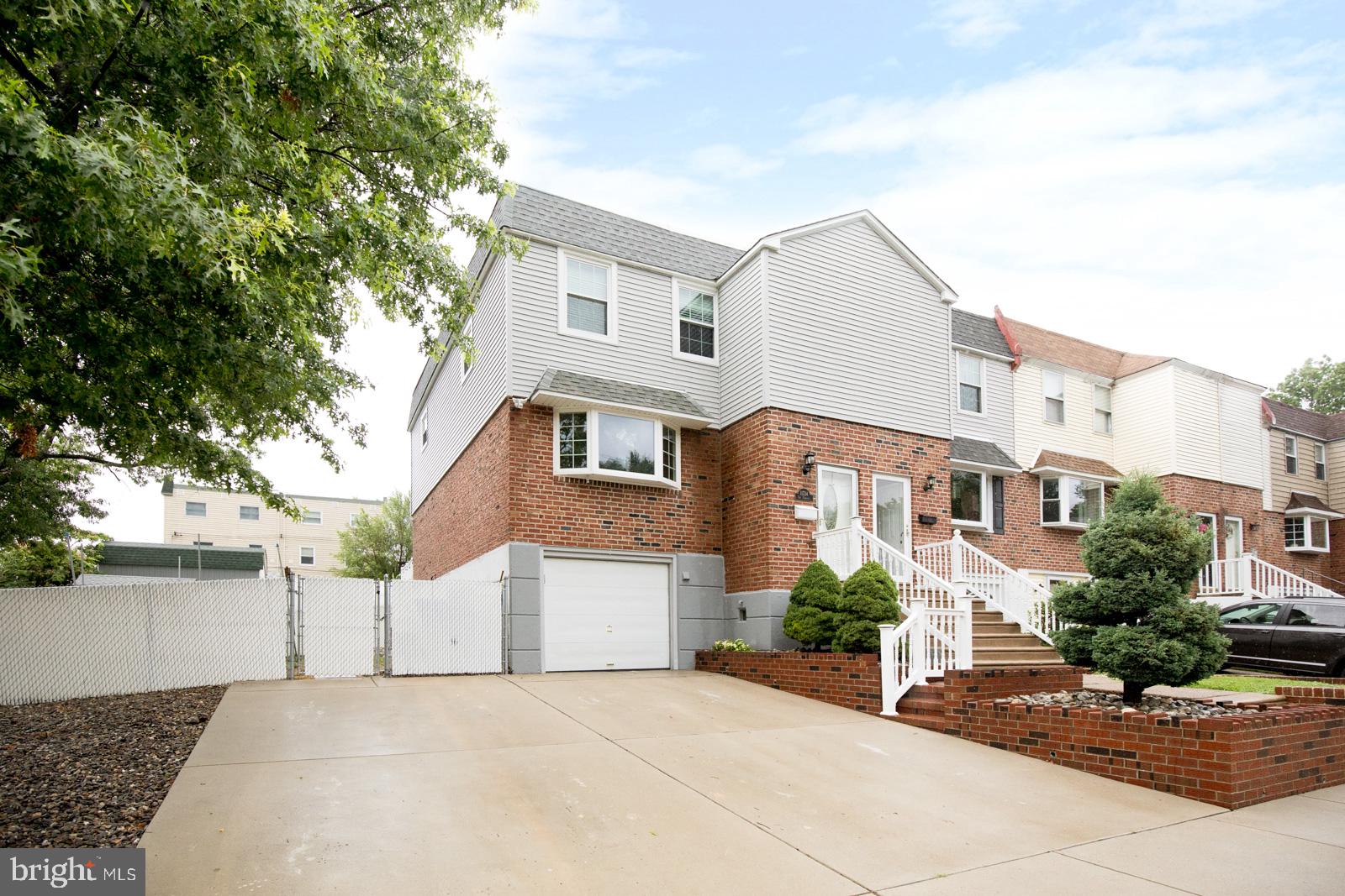 11734 Telfair Road Philadelphia, PA 19154 - Photo 1 of 46 Gallery Image 1