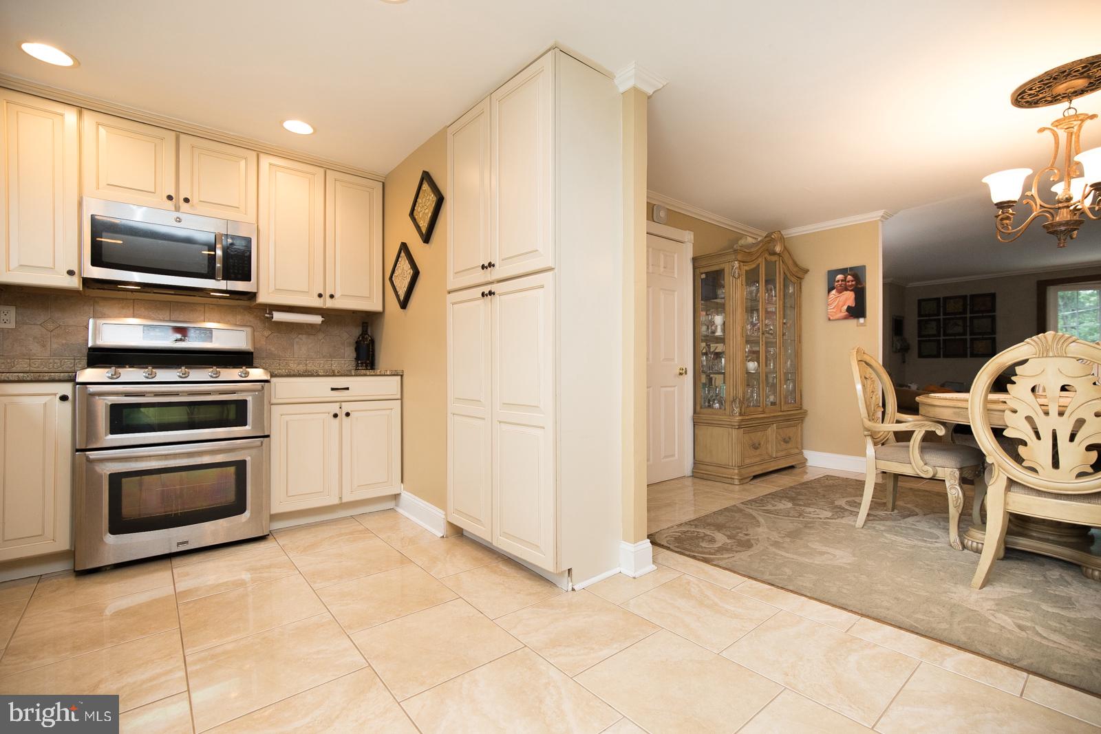 11734 Telfair Road Philadelphia, PA 19154 - Photo 13 of 46 Gallery Image 13