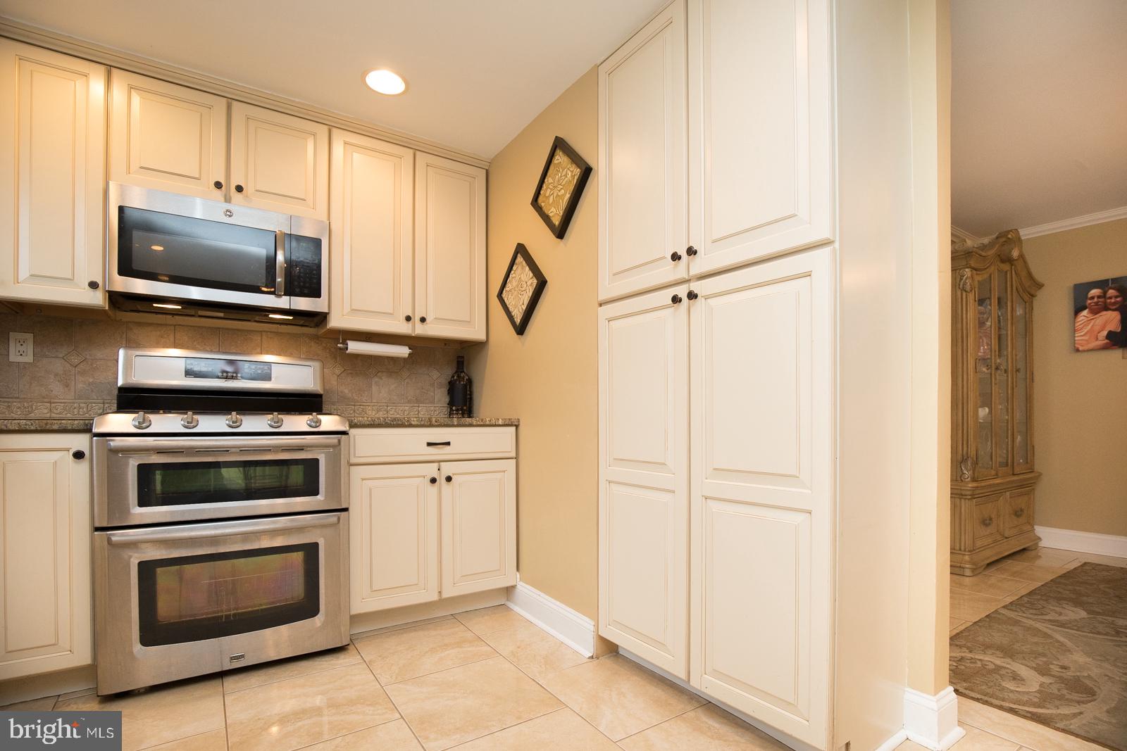 11734 Telfair Road Philadelphia, PA 19154 - Photo 14 of 46 Gallery Image 14