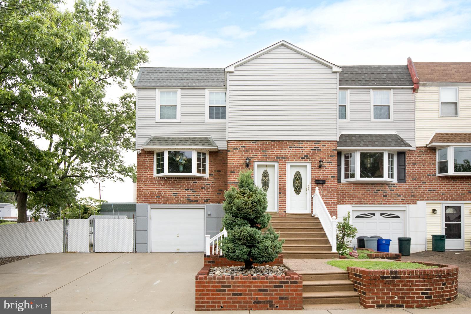 11734 Telfair Road Philadelphia, PA 19154 - Photo 3 of 46 Gallery Image 3