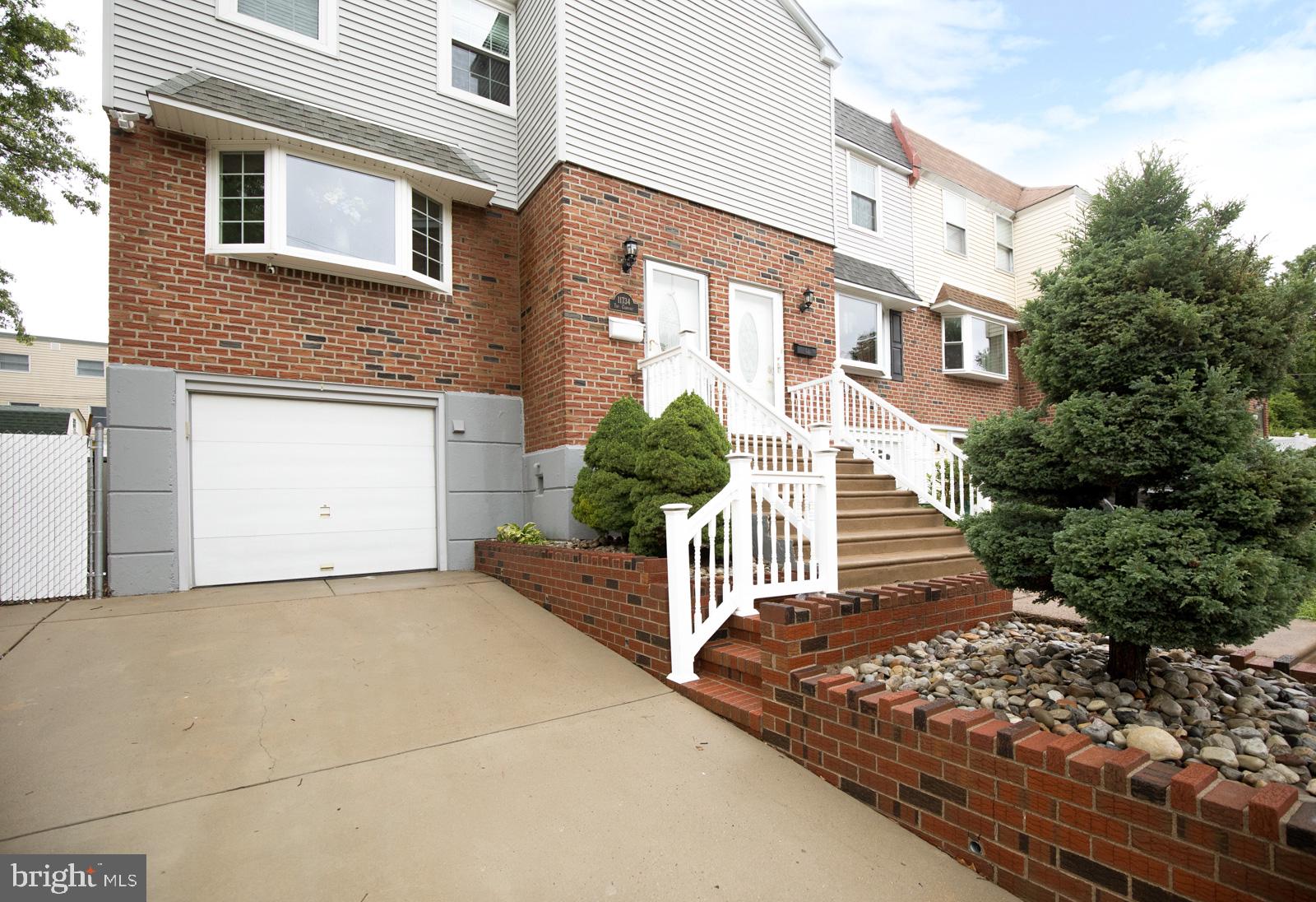 11734 Telfair Road Philadelphia, PA 19154 - Photo 4 of 46 Gallery Image 4