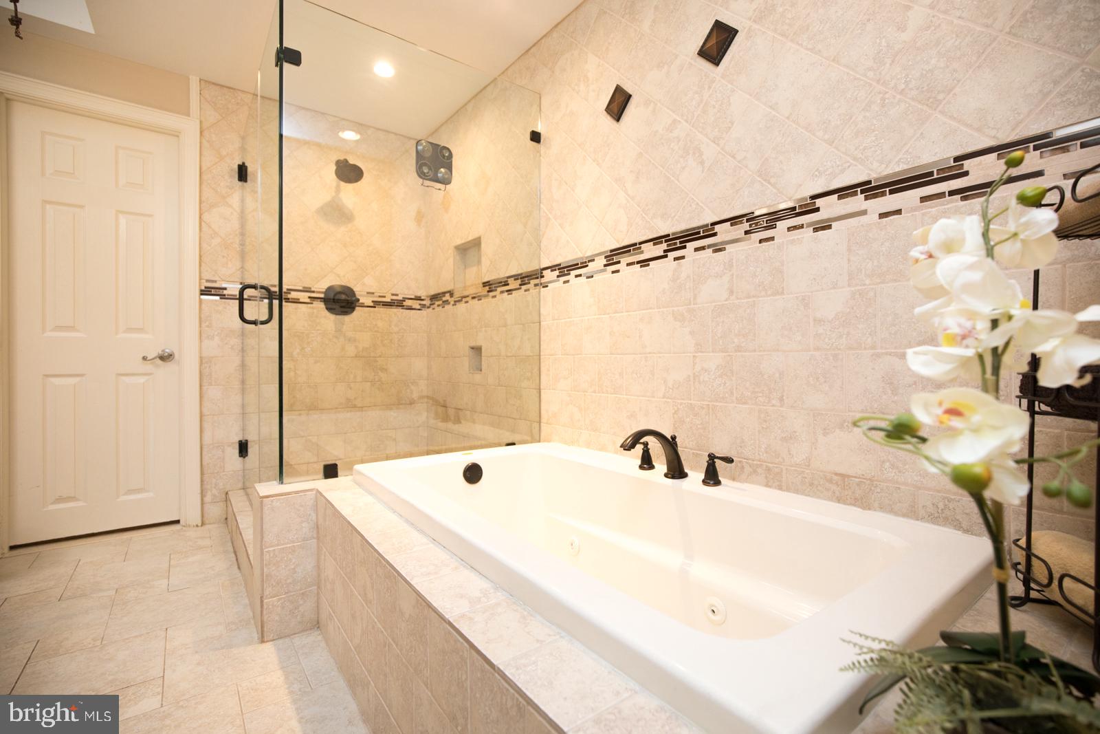 11734 Telfair Road Philadelphia, PA 19154 - Photo 31 of 46 Gallery Image 31