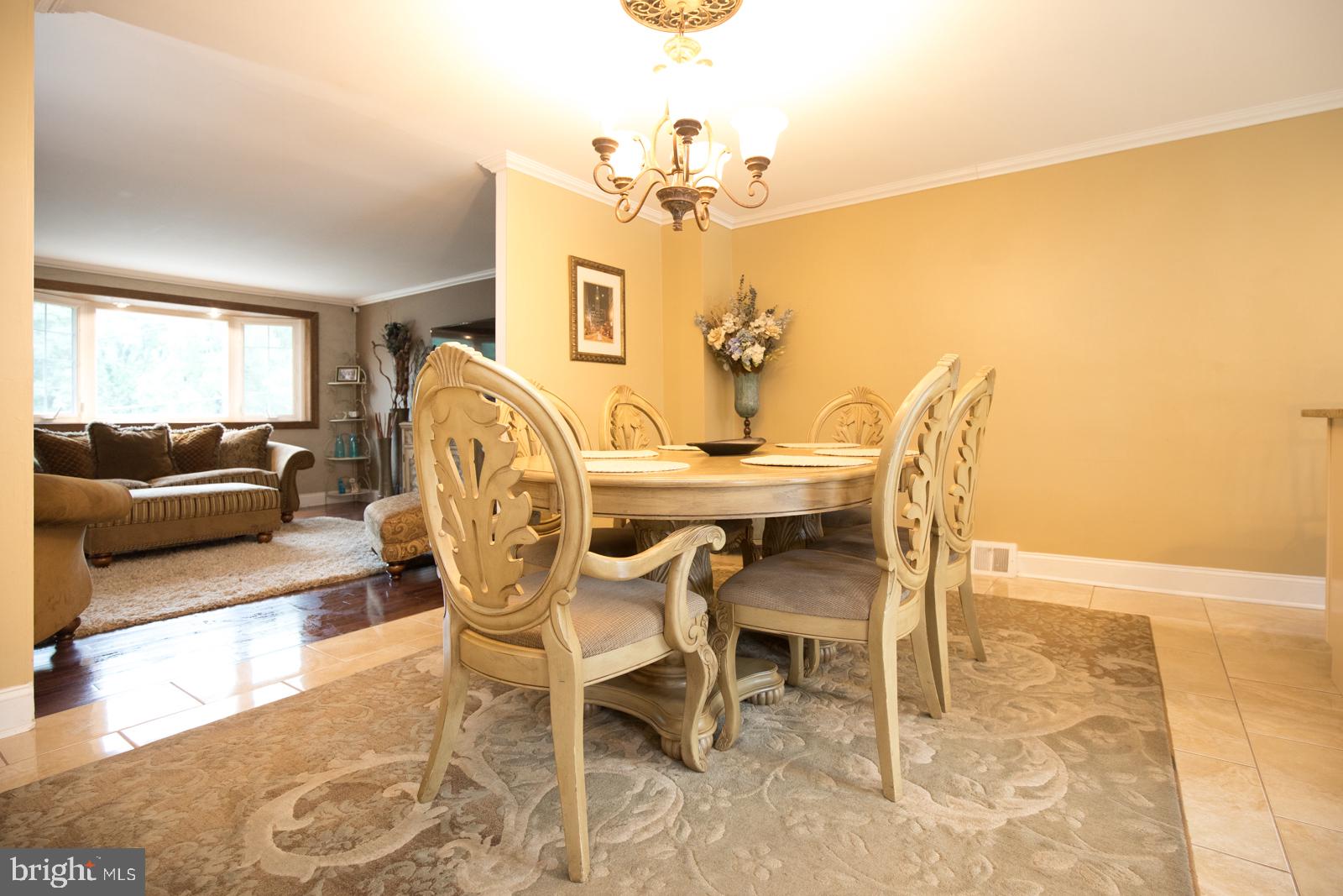 11734 Telfair Road Philadelphia, PA 19154 - Photo 9 of 46 Gallery Image 9