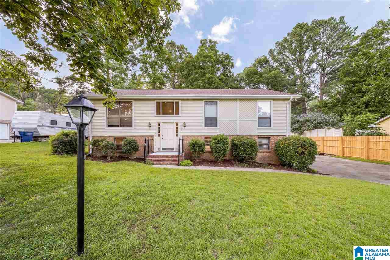 1210 6th Avenue Northwest Alabaster, AL 35007 - Photo 2 of 22