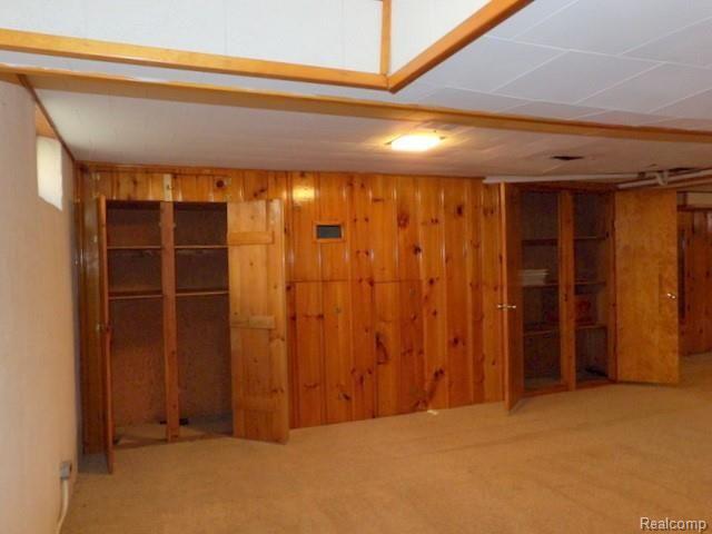 14841 Champaign Road Allen Park, MI 48101 - Photo 39 of 41 38. LOTS OF STORAGE!