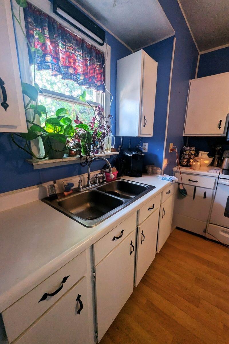 411 Fallert Avenue Hamilton, OH 45015 - Photo 5 of 6 Kitchen View